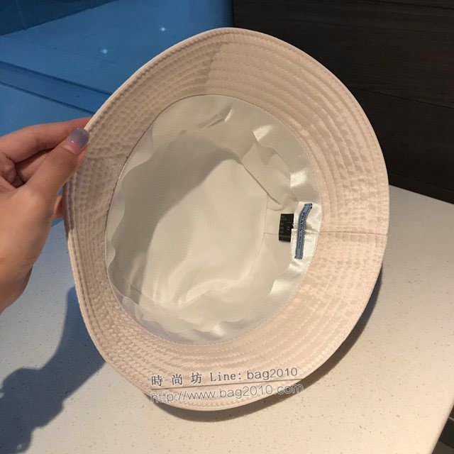 Prada男女同款帽子 普拉達經典倒三角漁夫帽遮陽帽  mm1486